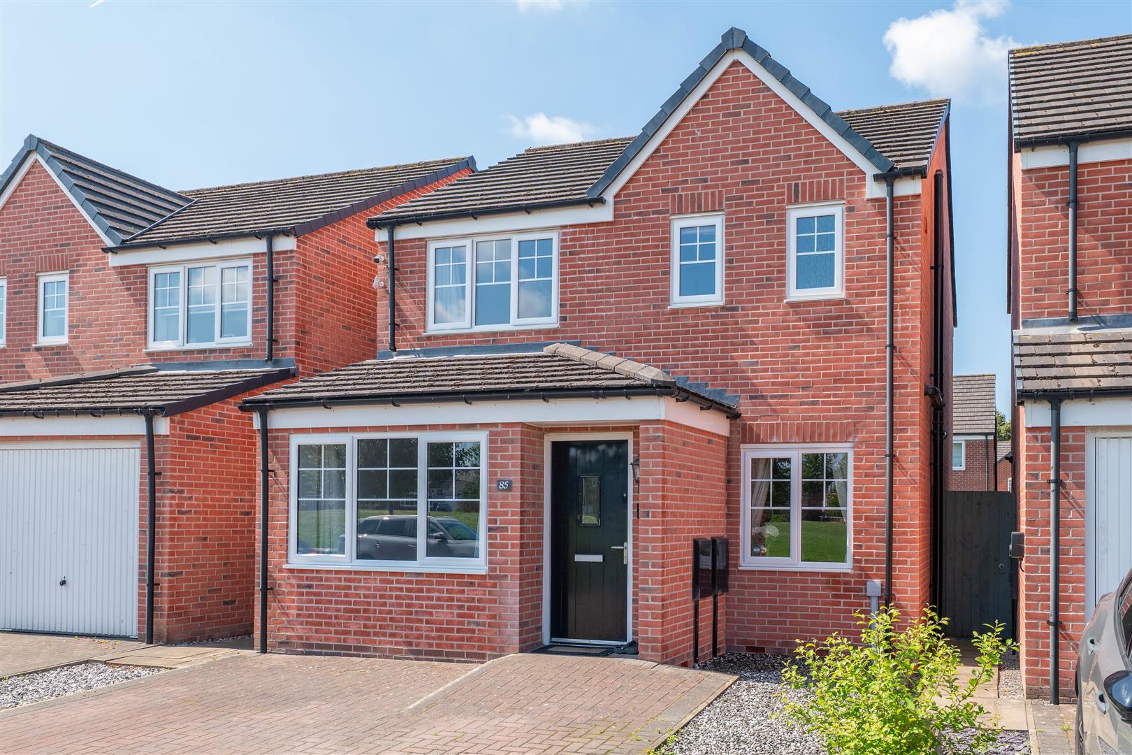 3 bed property in Walnutwood Avenue, Preston